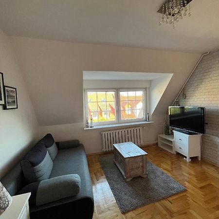 Apartament Kolobrzeska Mansarda, Narutowicza 8 Kolobrzeg Exterior photo